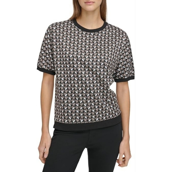 {Andrew Marc} Sport Women's Short Sleeve Fashion Sweatshirt - Size Medium - Picture 1 of 12
